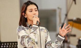 适合年会播放的歌曲